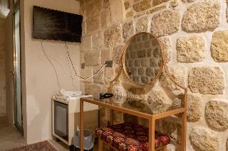 Ana Talia House