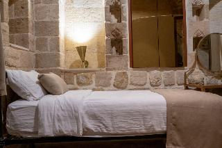 Ana Talia House