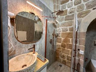 Ana Talia House