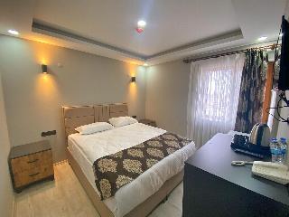 Whitestone Hotel