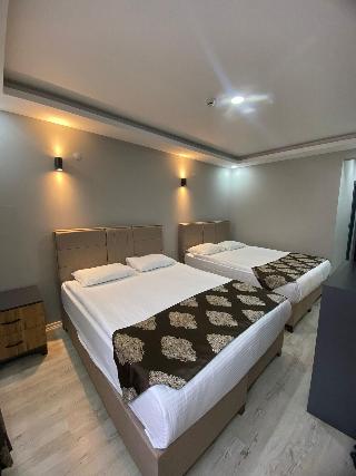 Whitestone Hotel