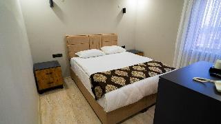 Whitestone Hotel