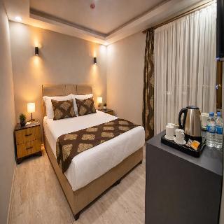 Whitestone Hotel