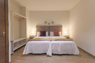 Dorinda Rooms