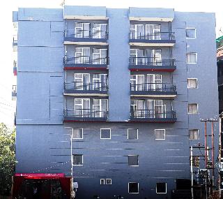Hotel Noida Grand 121
