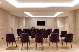 Carina Gold Hotel And Restaurant