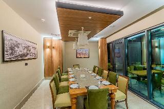 Artes Hotel