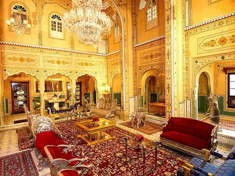 The Raj Palace - Diele