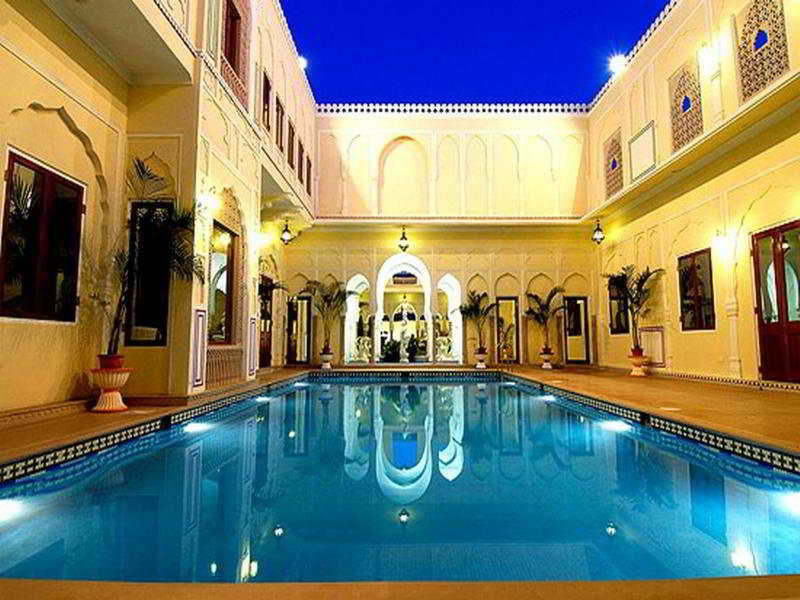 The Raj Palace - Pool