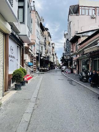 Stylish Hotel Old City