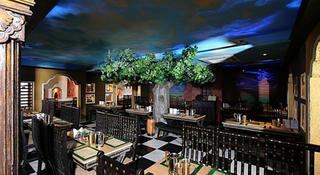 Restaurant
 di Gautam Deluxe