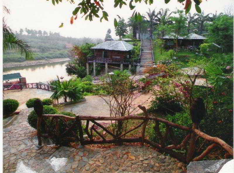 General view thumbnail 3