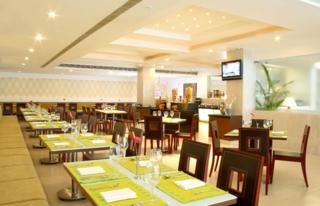 Restaurant
 di Hampshire Plaza