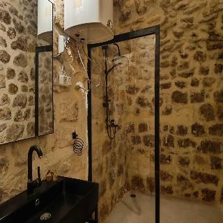 Aryan Otel