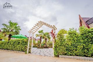 La Fairy Garden Resort