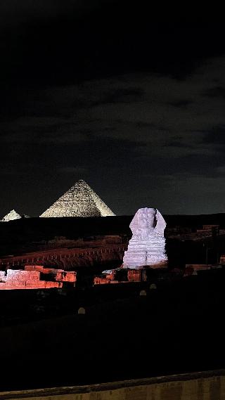 The Gate Hotel Front Pyramids Sphinx View