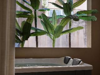 Blanco Athens Aparthotel