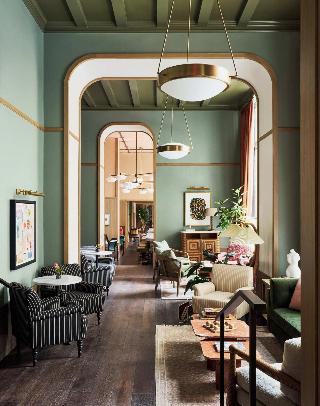 Fidelity Hotel