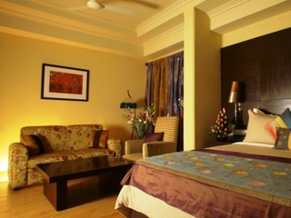 General view
 di Justa-Greater Kailash, New Delhi