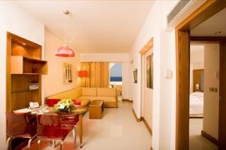 Room
 di Sunshine Rhodes