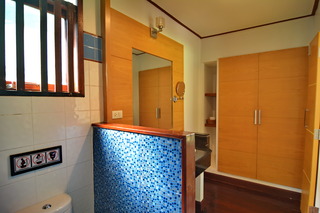 Room thumbnail 128