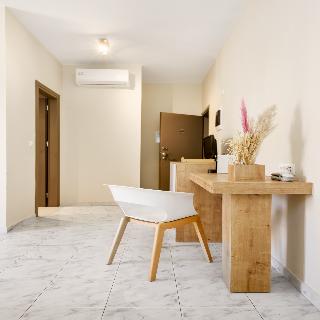 Axos Hotel
