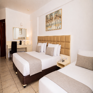 St Constantin Hotel