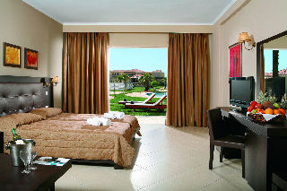 Room
 di Olympia Golden Beach Resort & Spa