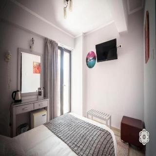 Aktaion Hotel