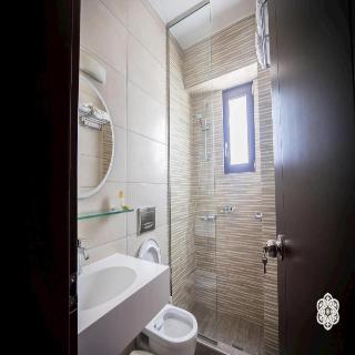 Aktaion Hotel