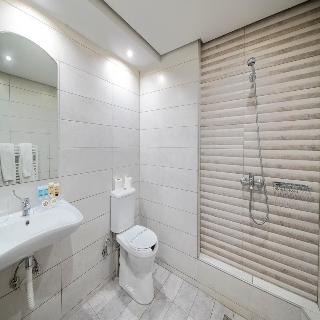 Lingos Hotel