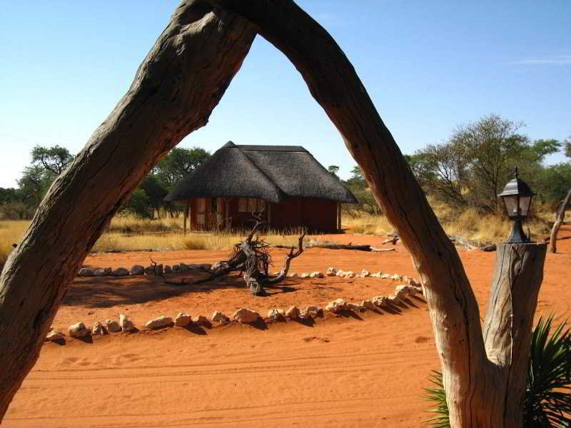 Camelthorn Kalahari Lodge - Generell