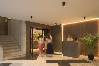 Theartemis Palace