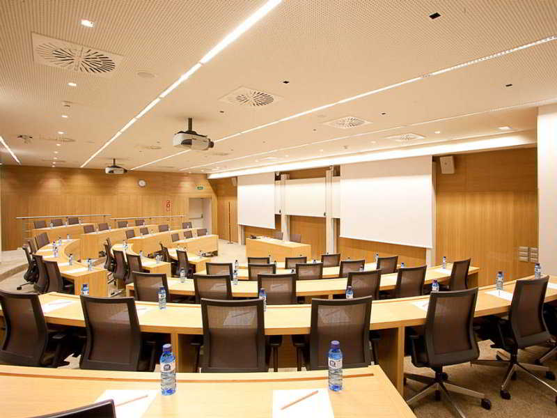 Conferences
 di Double Tree by Hilton H&Conf. Center La Mola