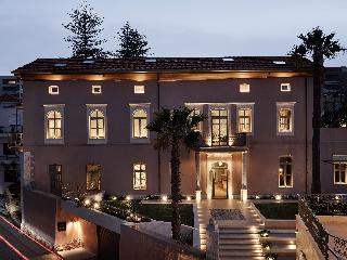 Domus Blanc Boutique Hotel