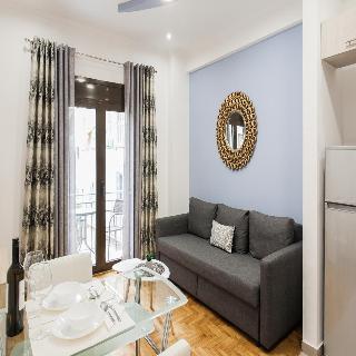 Nicholas Point Apartments And Rooms