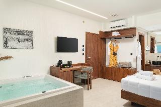 Elia Sea Suites
