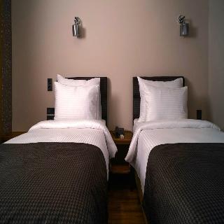 Grand Clover Hotel