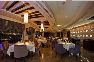 Restaurant
 di Sharq Village & Spa