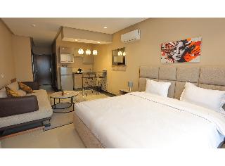 Playa Del Pacha Suites Hotel