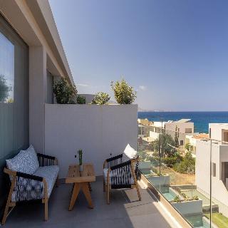 Castello Boutique Suites By The Sea