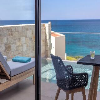 Castello Boutique Suites By The Sea