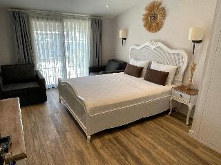 Room Room