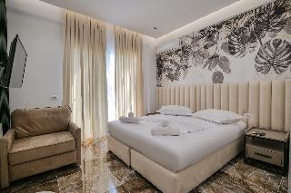 Room Room