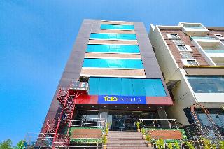 Fabhotel Starhood