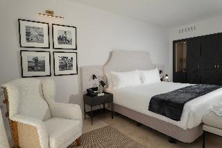 Room Room
