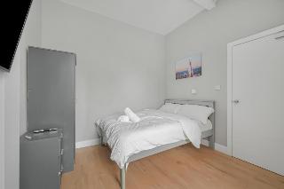 Studio 169 London