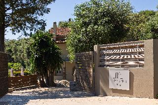 The Summit Escape, ,