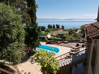 The Summit Escape, ,