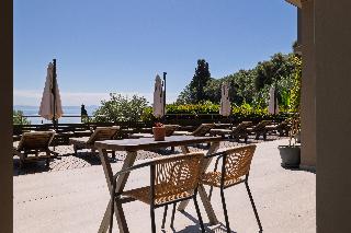 The Summit Escape, ,